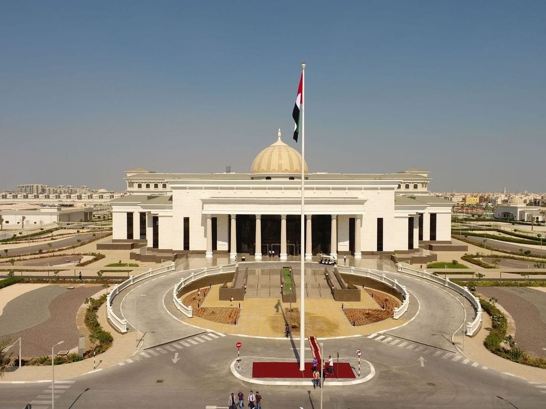 الإمارات: المؤبد للعطا وقوش وغيرهم بقضية الاتجار بالأسلحة