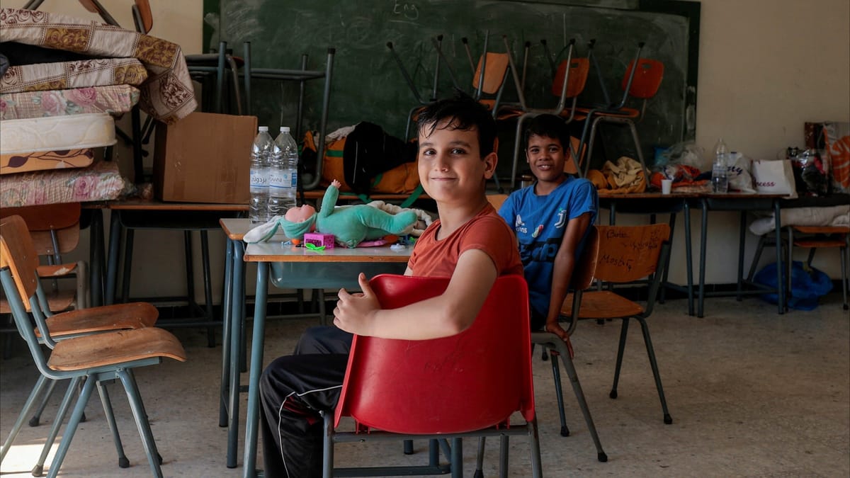 نازحو جنوب لبنان.. تسكين الألم بـ"الألعاب"