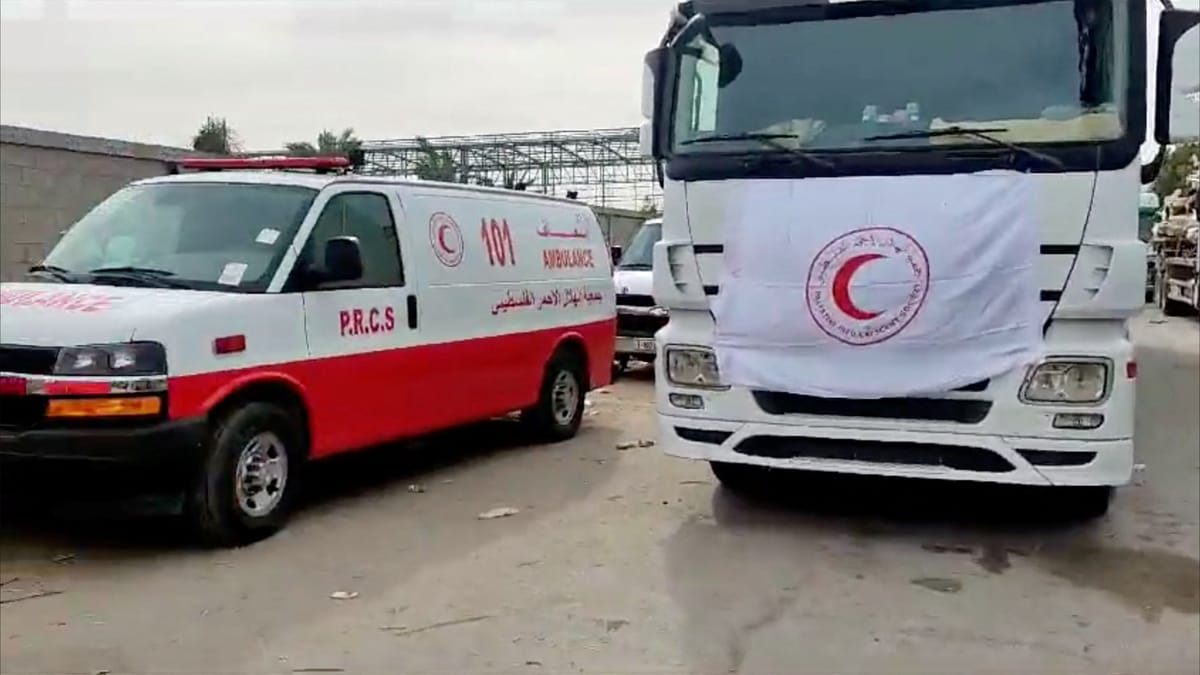 61 شاحنة مساعدات تصل إلى غزة