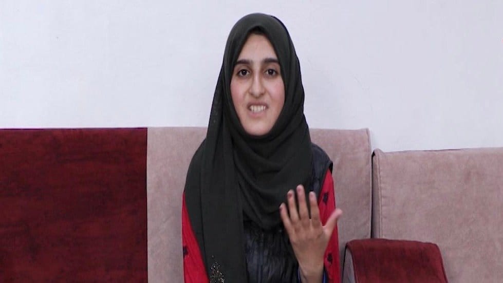 "الاغتصاب أو الموت".. إيزيدية عائدة من الأسر تروي وحشية "داعش"