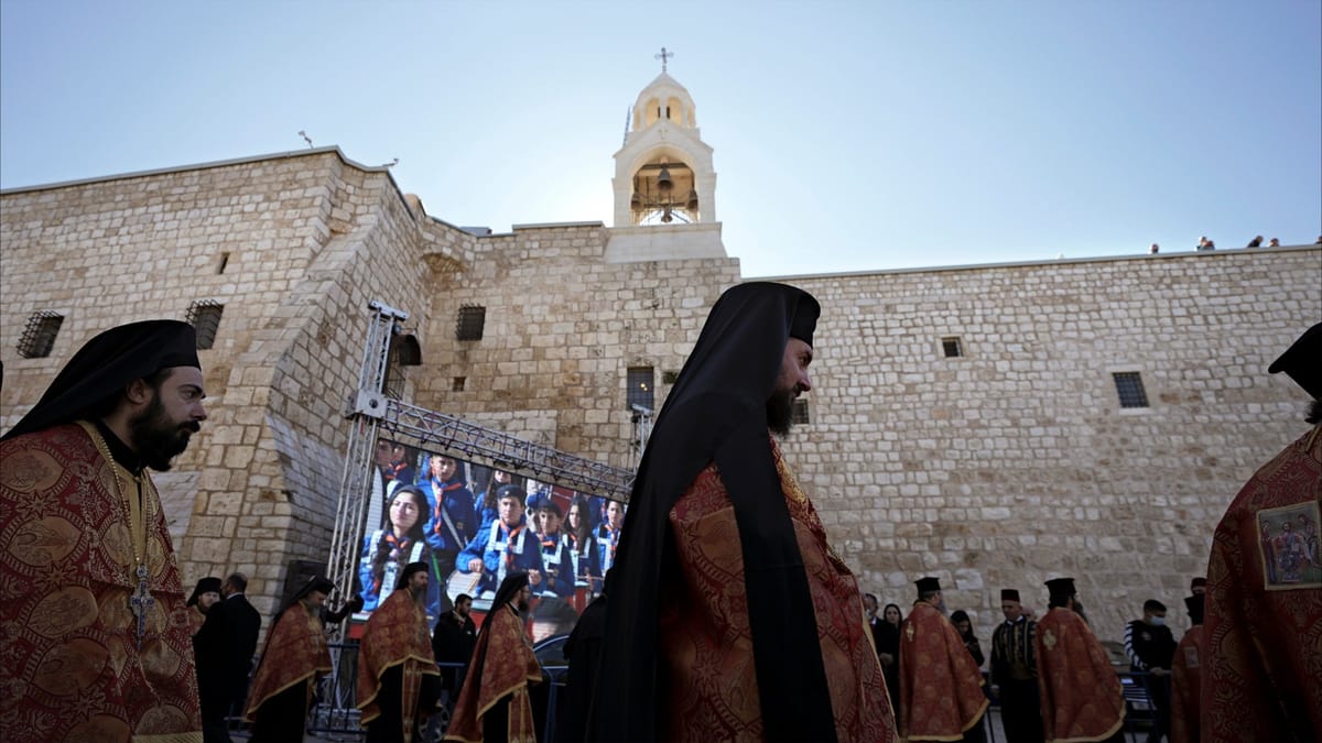 "عندما تصرخ الحجارة".. ماذا يعني أن تكون مسيحيا فلسطينيا؟