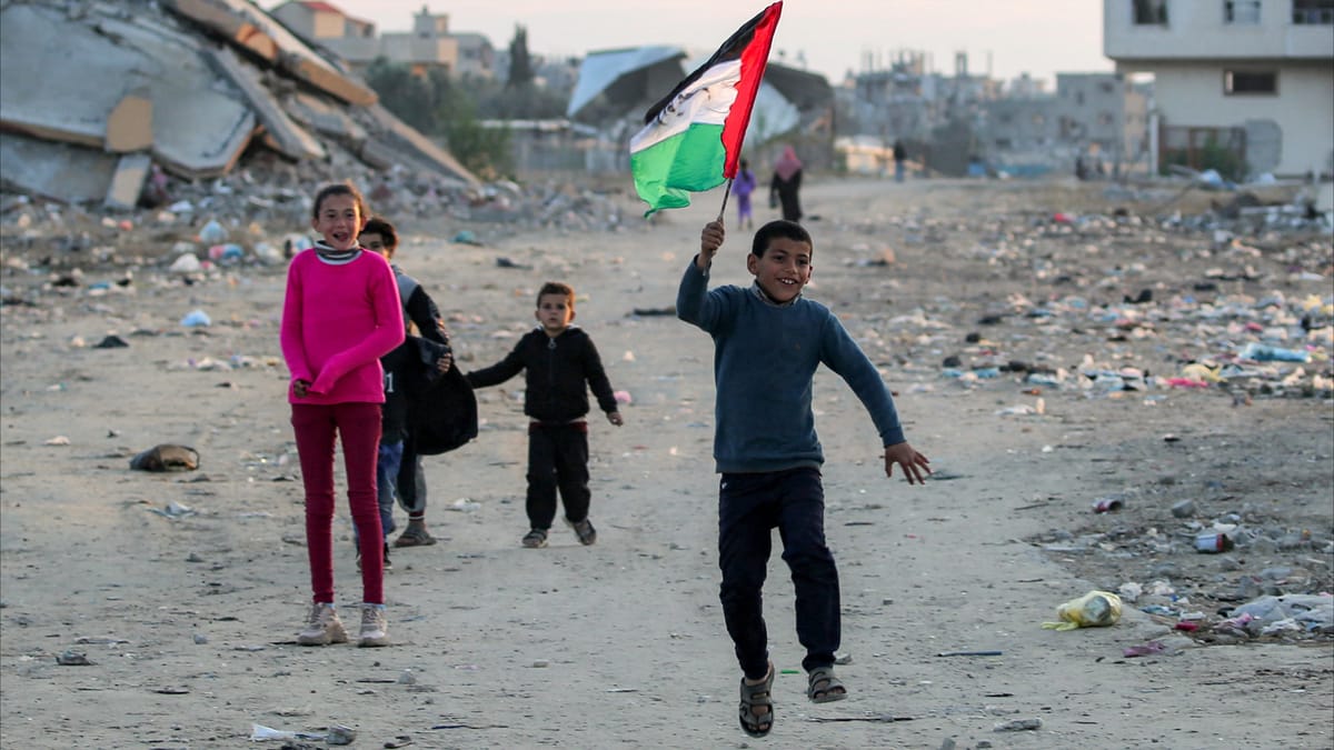 إسرائيل تضرب 50 هدفا بغزة.. ومقتل 23 فلسطينيا