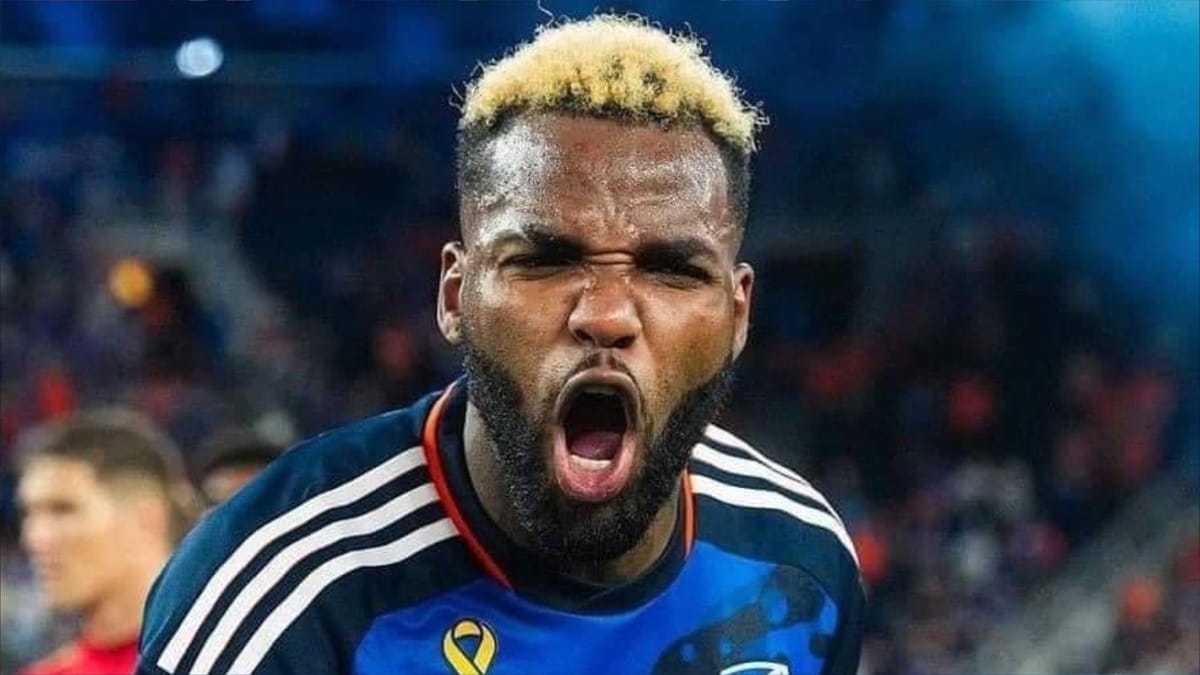 أرون بوبيندزا.. ما جديد صفقة الزمالك "الجدلية"؟