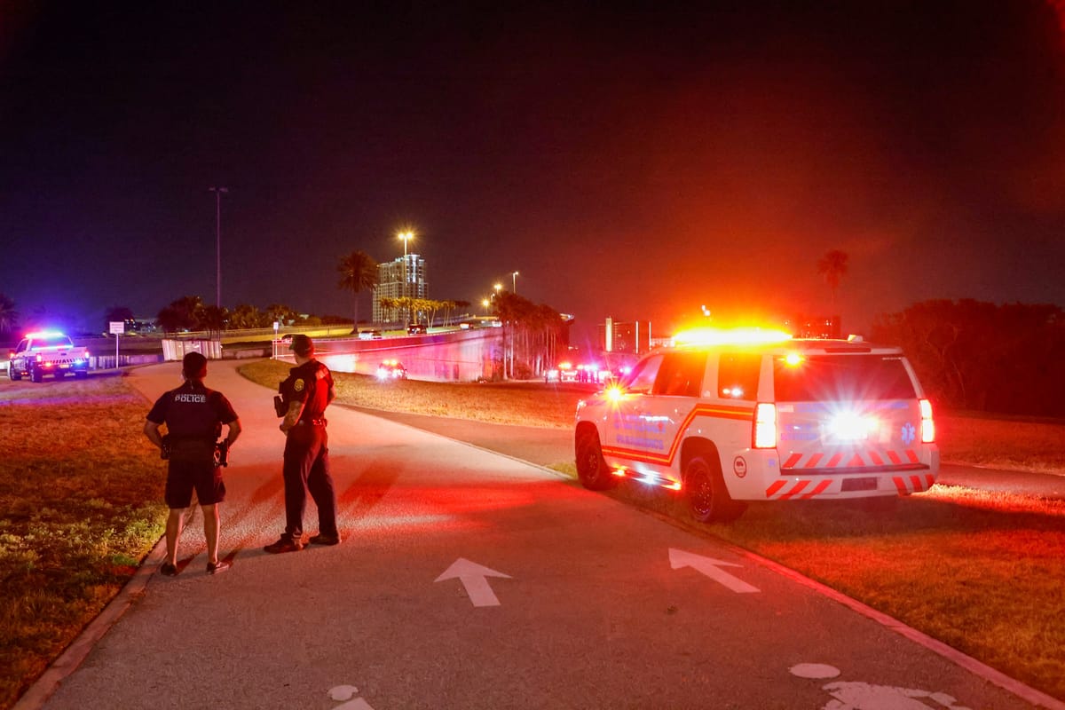 فلوريدا.. "إصابات جماعية" في البحر