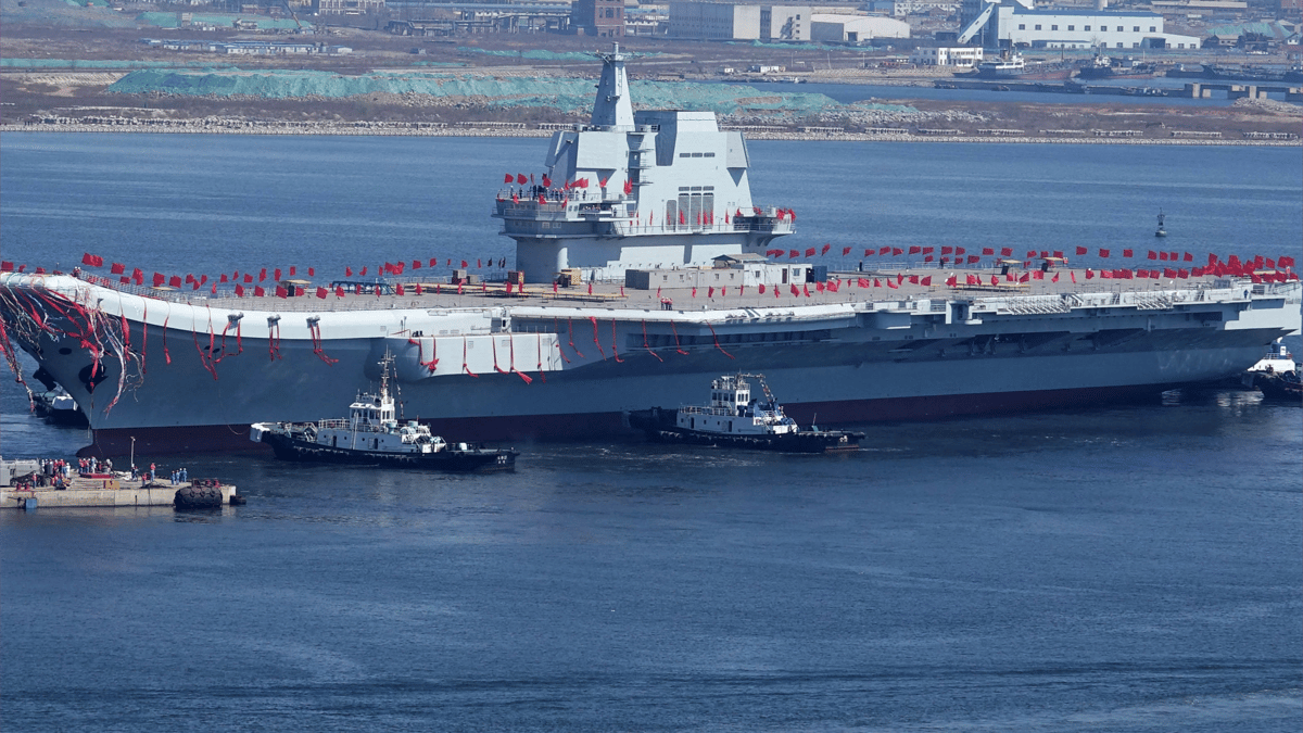 هل تقترب الصين من قلب الهيمنة البحرية الأميركية؟