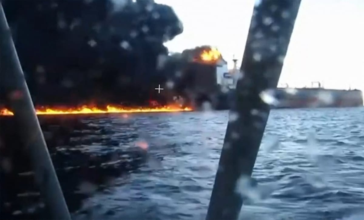 "جحيم البحر الأسود".. هجوم جديد يستهدف ناقلة روسية