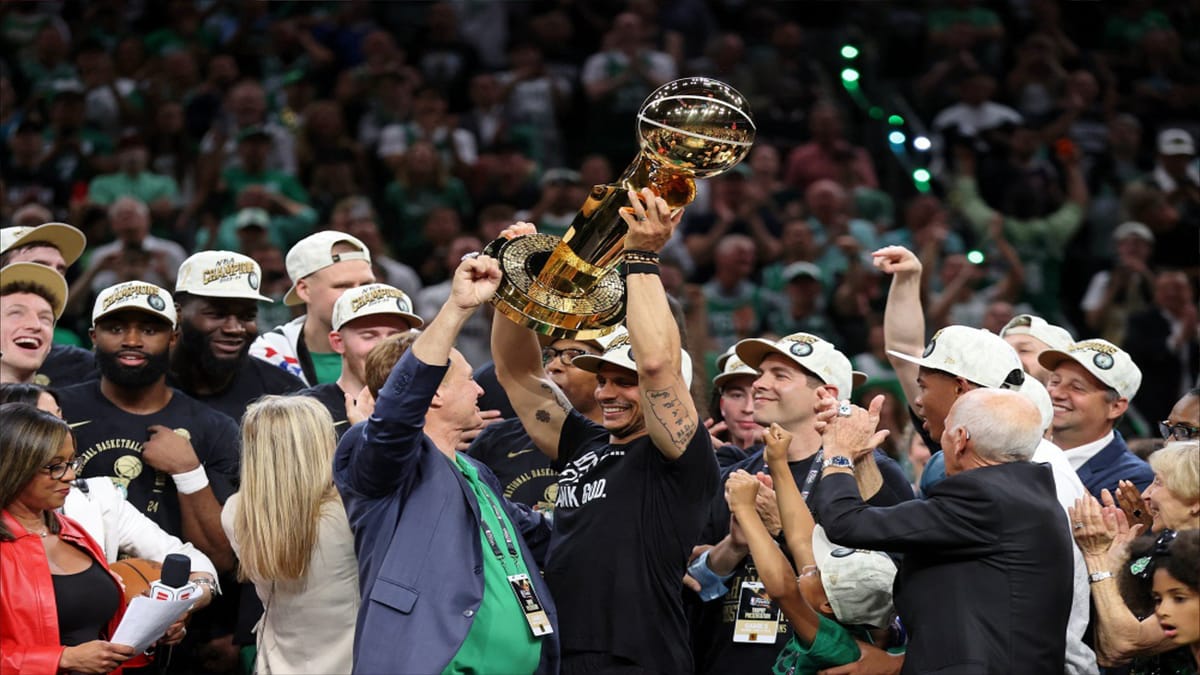 جو مازولا.. غوارديولا الـNBA