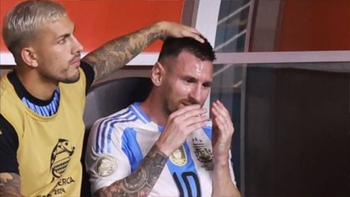 "عاشق رونالدو" يحبط فتنة ميسي بصورة