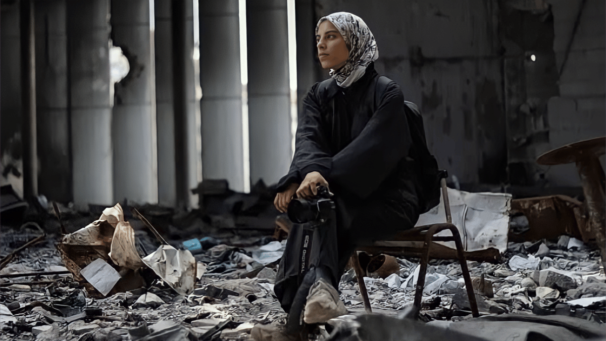 ضع روحك على كفك وامشِ.. "كان" يترقب فيلما قتلت بطلته في غزة