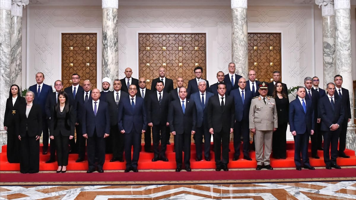 ماذا ينتظر الحكومة المصرية الجديدة؟