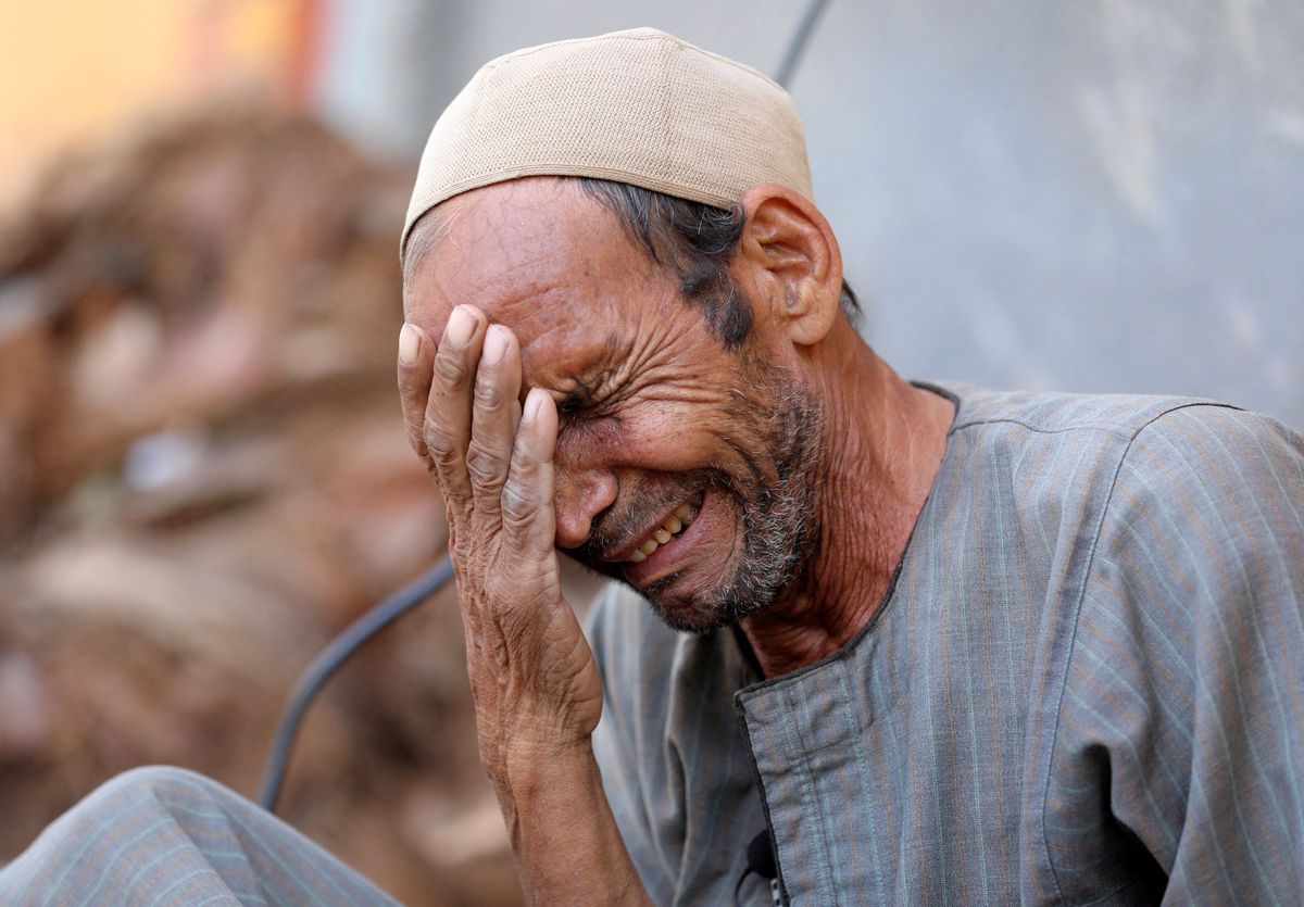 مصر تعيد جثامين ٨٧ من مواطنيها قضوا في إعصار ليبيا