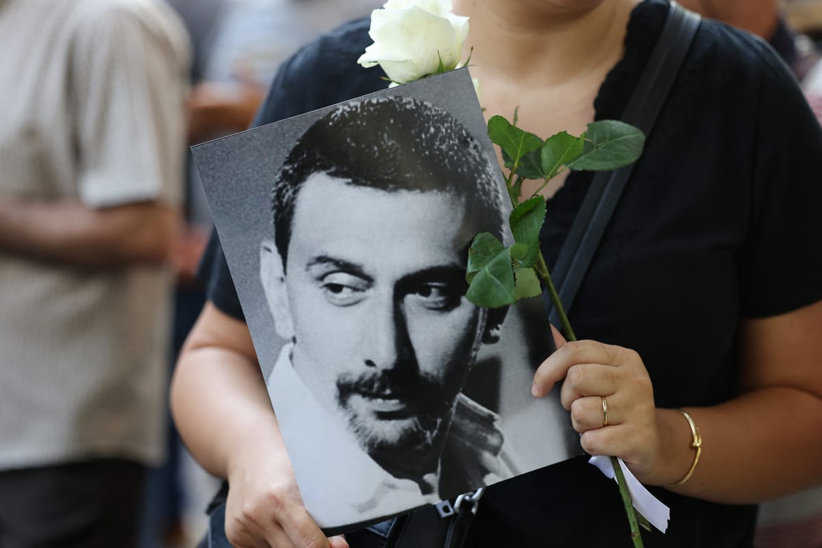 صور من وداع زياد الرحباني.. "لأول مرة ما منكون سوا"