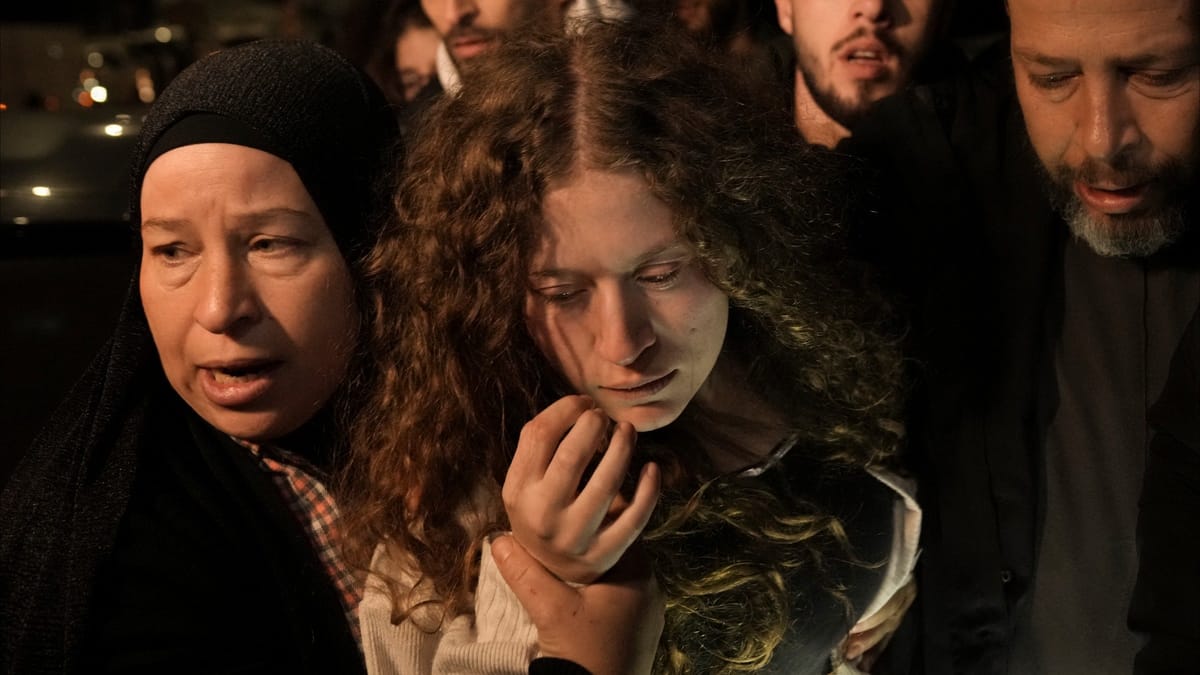 متهمون بلا جريمة.. ماذا يعني "الاعتقال الإداري" للفلسطينيين؟