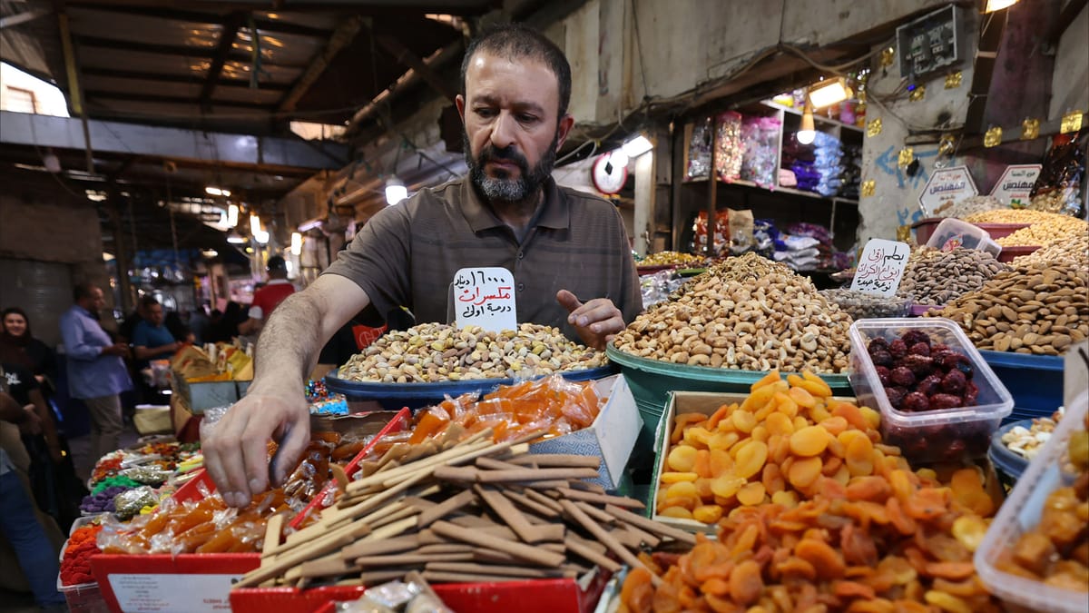 هل تشهد السوق العراقية اختفاء بعض السلع؟