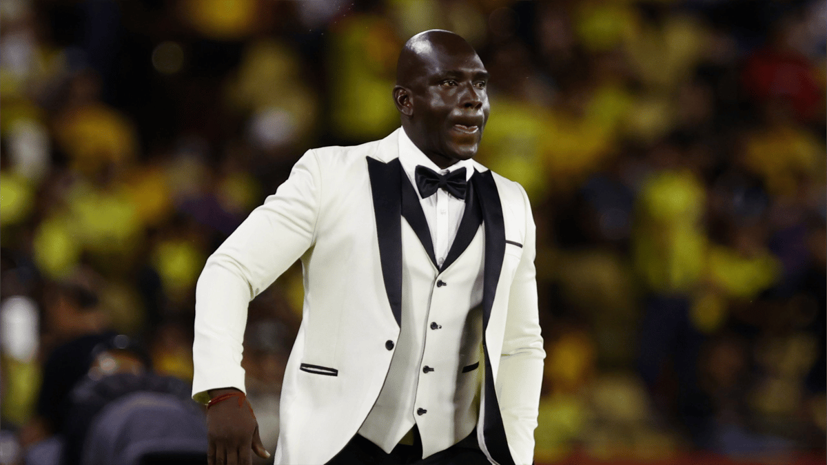لاعب الهلال السابق.. مدرب "عريس" في الإكوادور