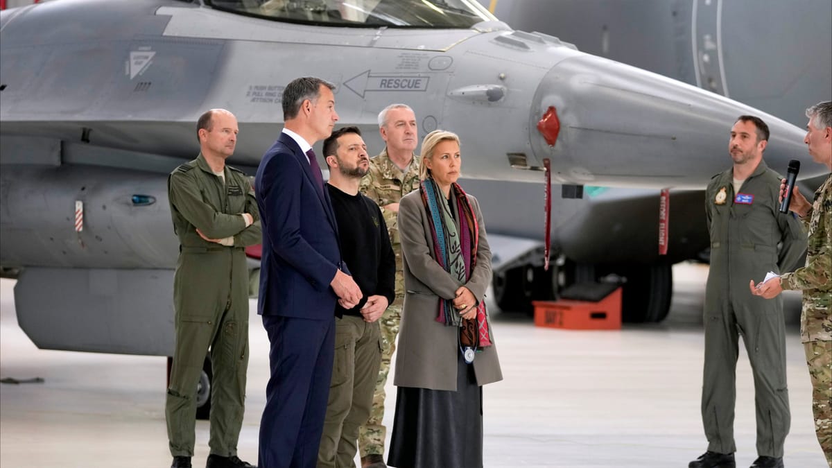 سمفونية جوية.. F16 تعزف لحنا منفردا في دفاعات أوكرانيا