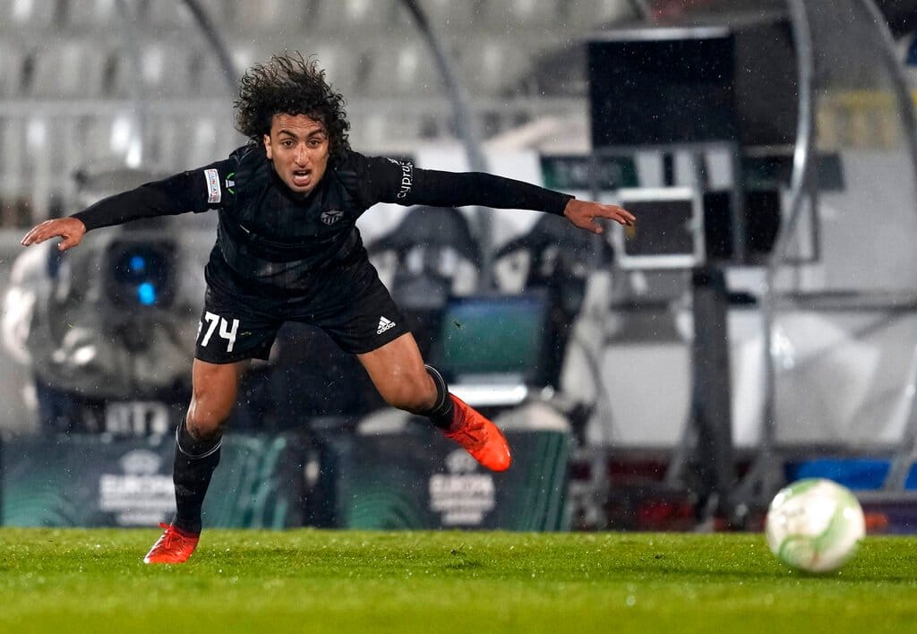 4 أندية في 30 يوما.. "الرحالة وردة" يحطم أعراف الميركاتو