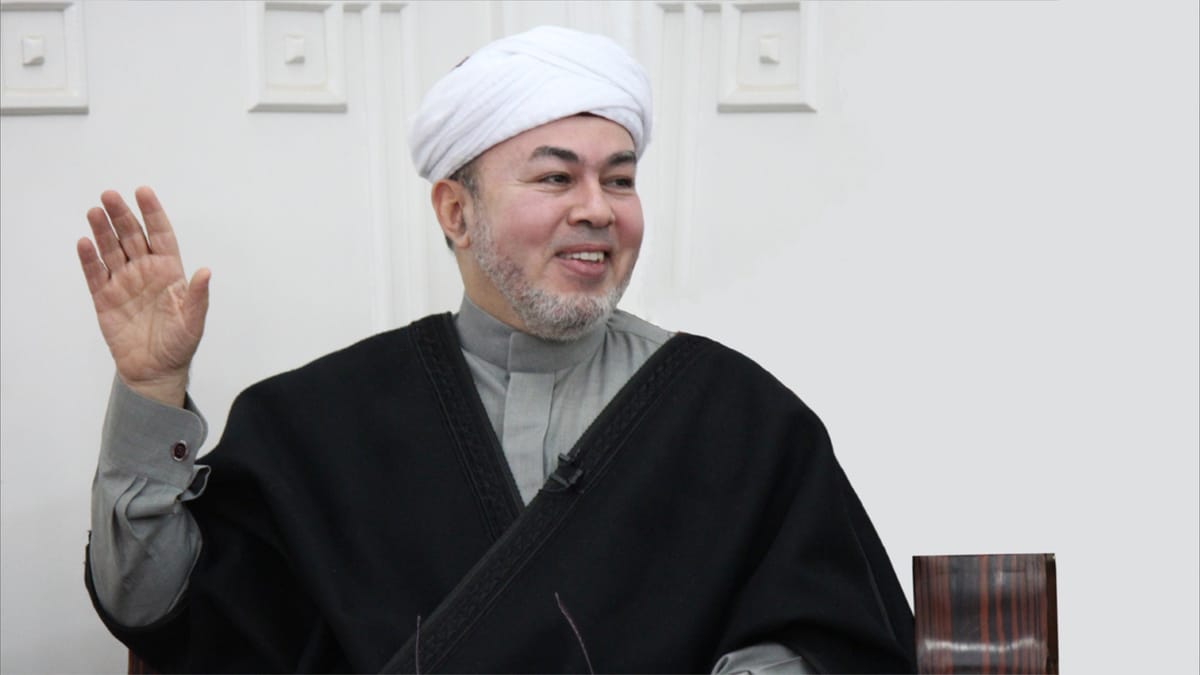 "التيجاني" ينتظر المحاكمة في مصر بتهمة التحرش