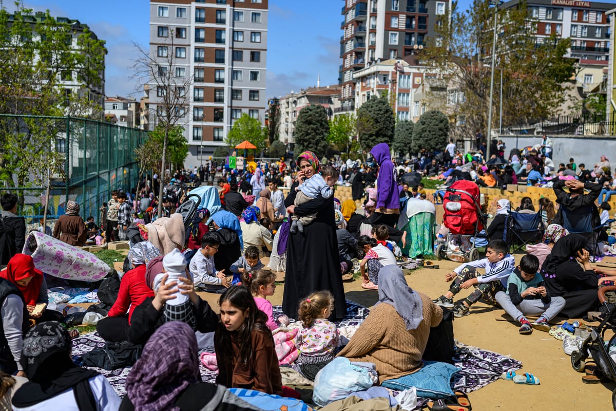 بعد الزلزال.. 185 هزة ارتدادية تضرب إسطنبول