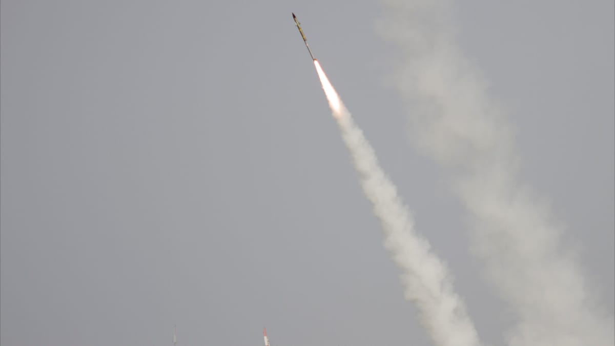 رشقة صاروخية من لبنان نحو إسرائيل