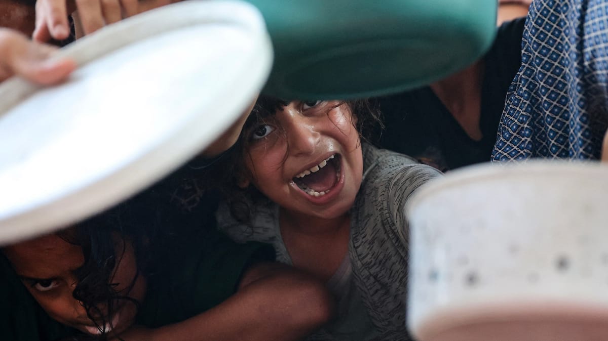 مقتل 15 شخصا من عائلة واحدة بغزة