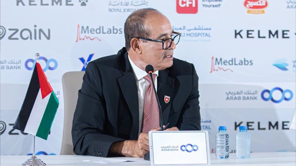 الزاكي يقود "مهمة غير مستحيلة" للأردن