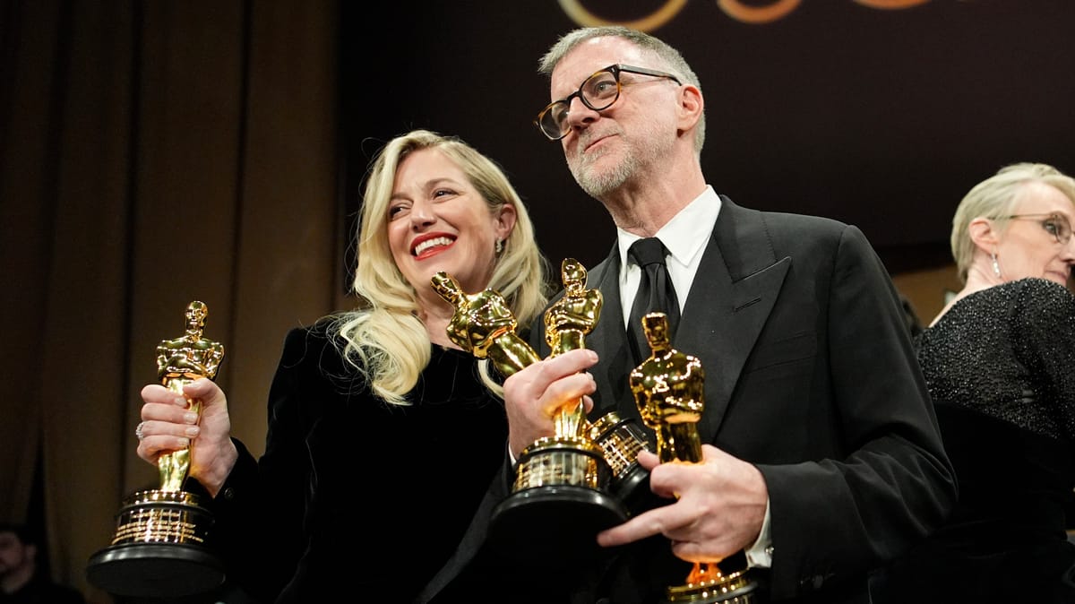 6 جوائز ودموع فرح.. أندرسون ينهي لعنة الأوسكار بـ"معركة"