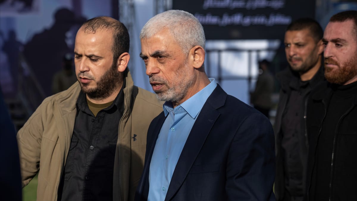 كثير من الكافيين.. ماذا كشفت إسرائيل عن جثمان السنوار؟