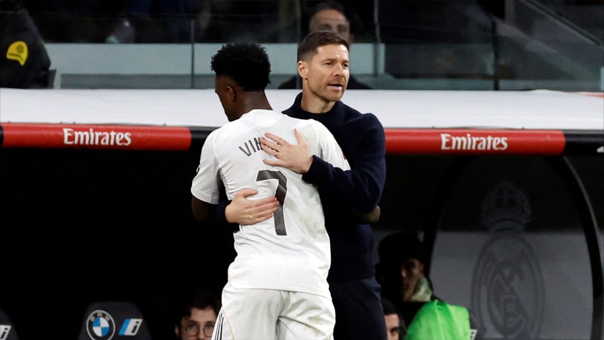 رحيل ألونسو يُبقي فينيسيوس بمدريد