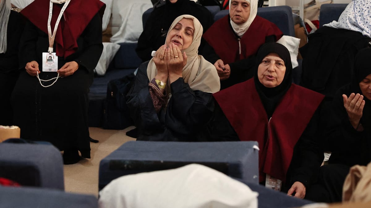 حجاج سوريا ينهون 12 عاما من "بكاء الشوق"