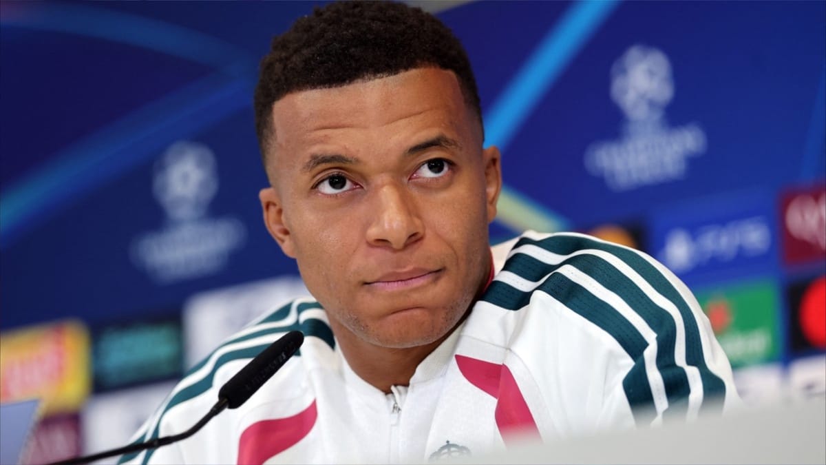 مبابي مطالب بالاعتذار في إسبانيا