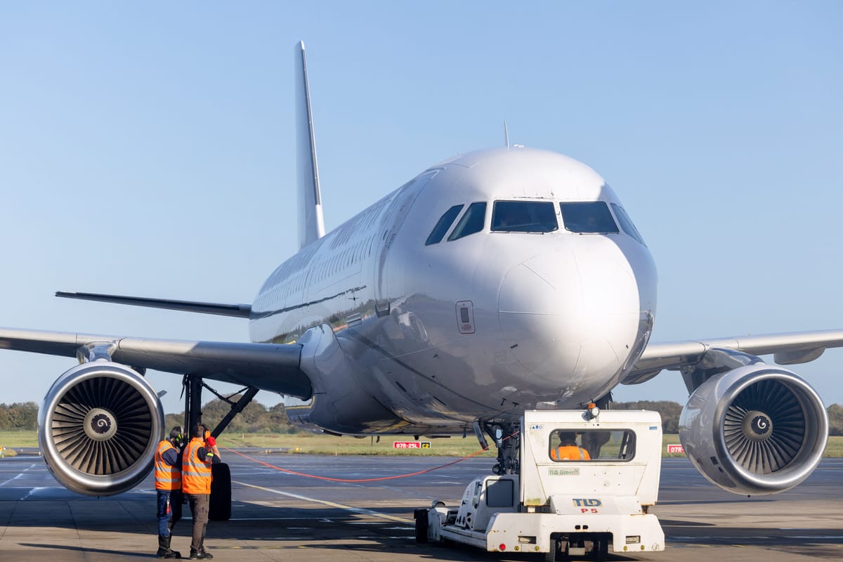 Air France تعلق رحلاتها فوق البحر الأحمر بسبب "جسم مضيء"