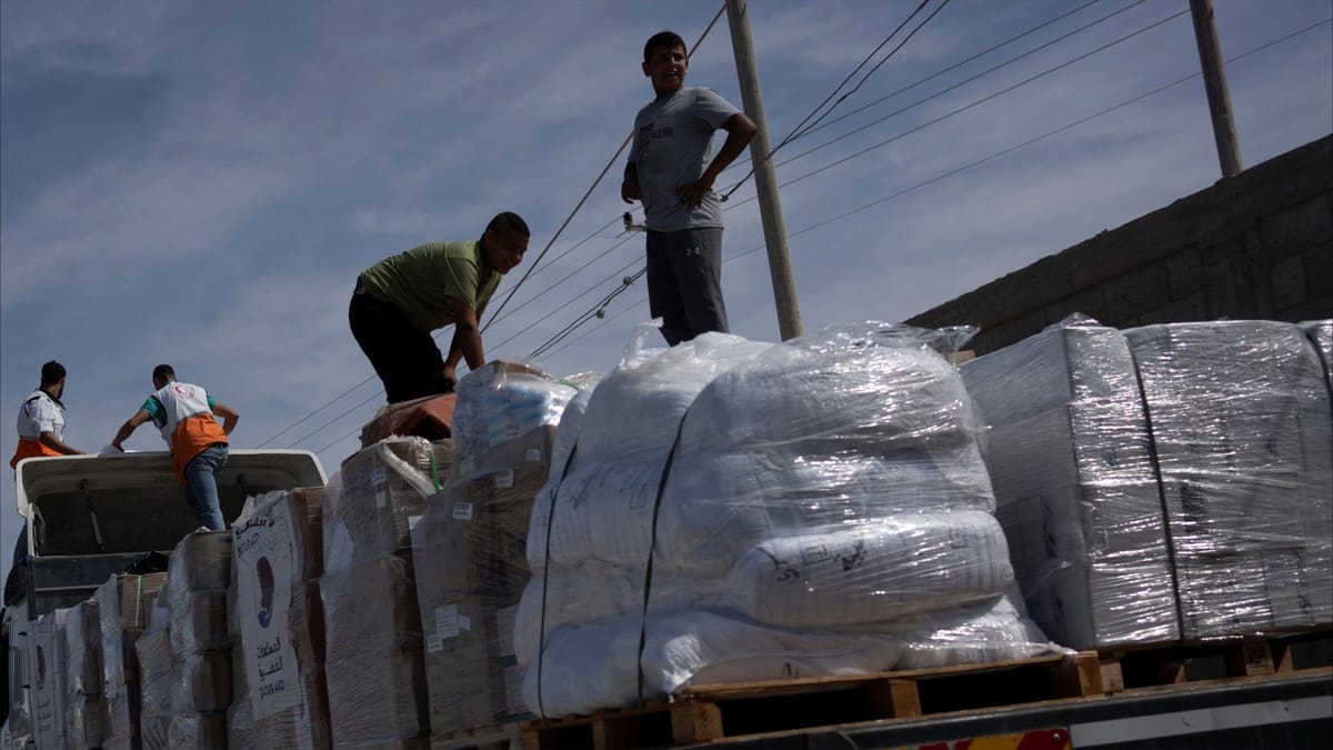 إسرائيل تسمح بسفن المساعدات لغزة