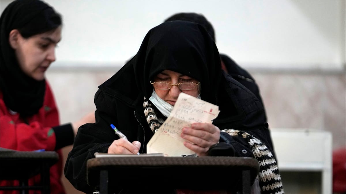 المشهد الانتخابي في إيران.. "لا منافسة فعلية"