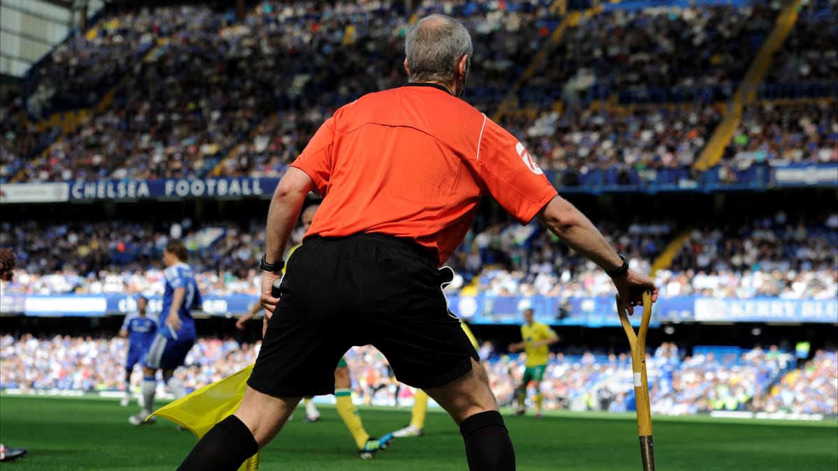 نظام جديد.. متى تغزو تقنية FVS ملاعب كرة القدم؟