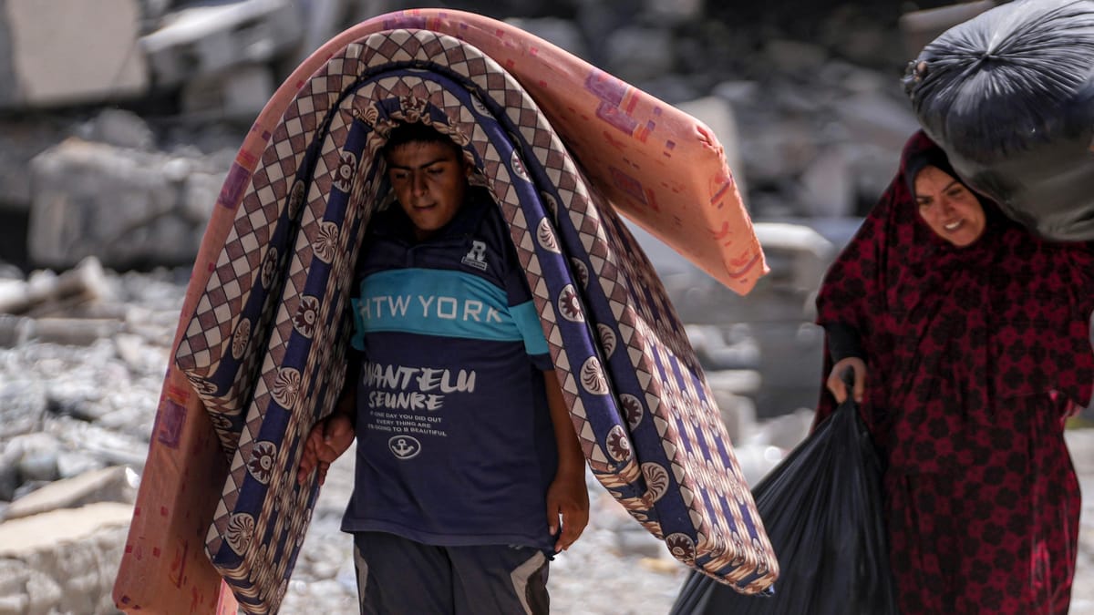 إخلاء 9 مربعات سكنية بغزة قبل عملية "المغازي"