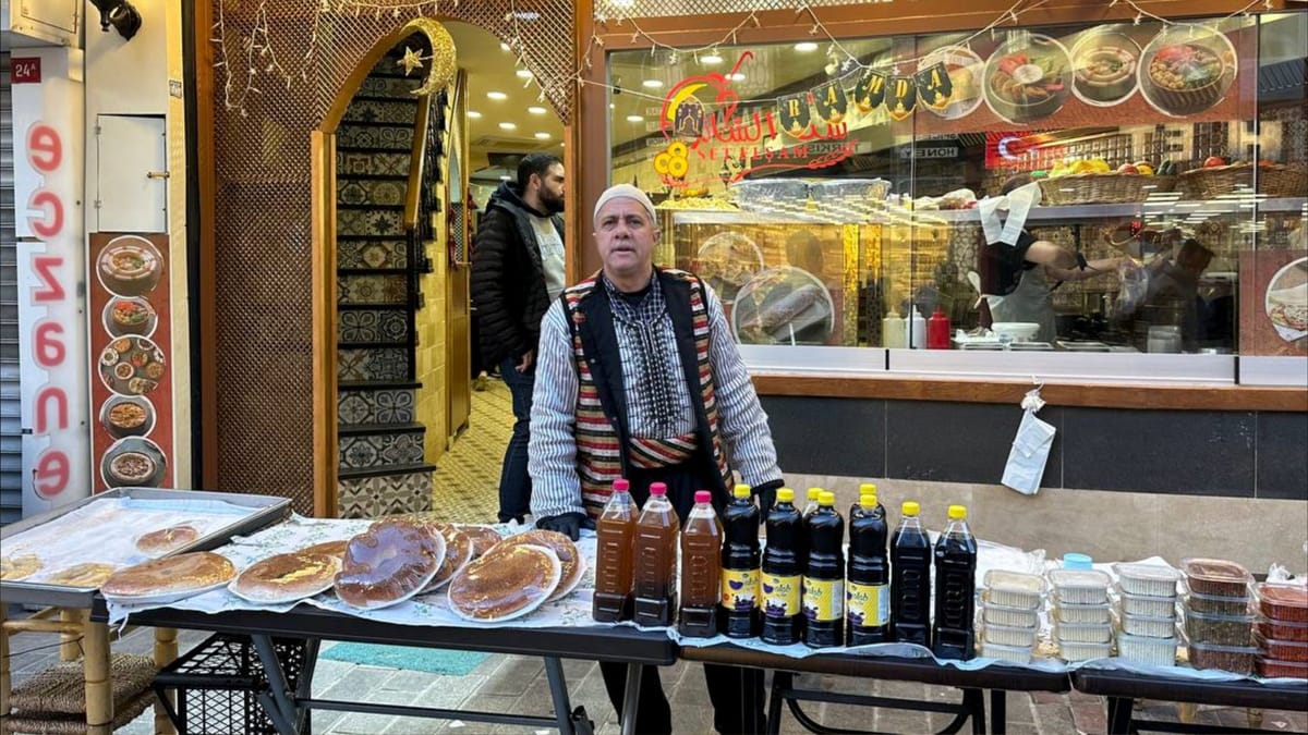 أحياء إسطنبول بطعم "الناعم والمعروك" السوري