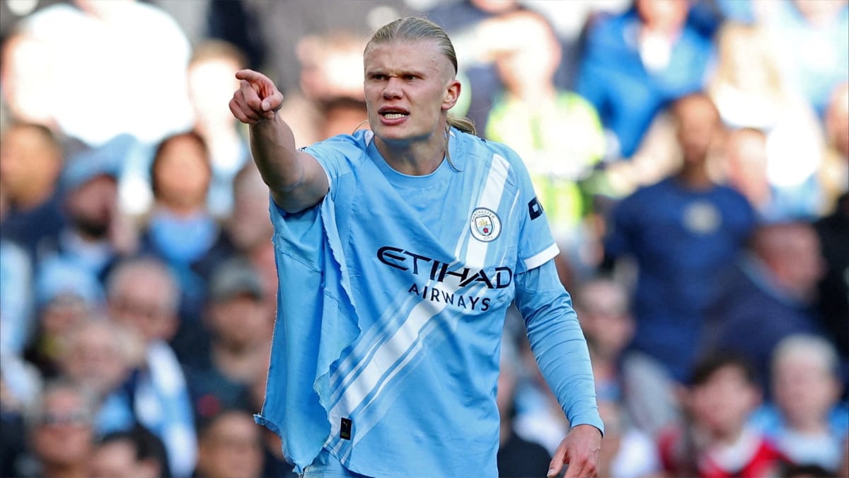 هالاند يفتخر بندوب المعركة