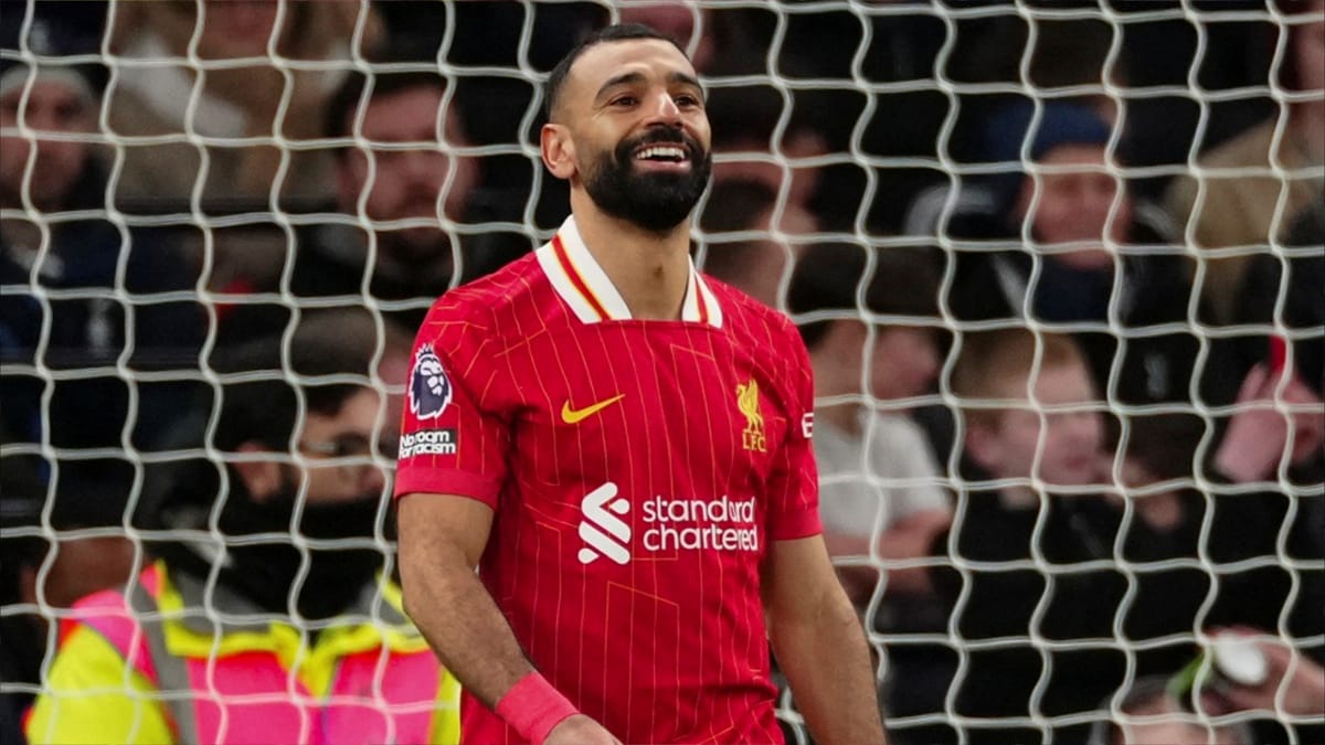 صلاح يتلاعب بتاريخ الدوري الإنكليزي
