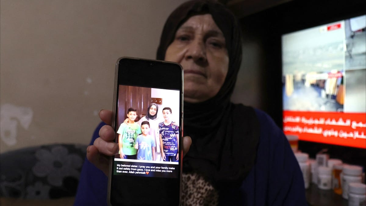 فلسطينيو لبنان.. عيونهم على التلفاز وقلوبهم في غزة