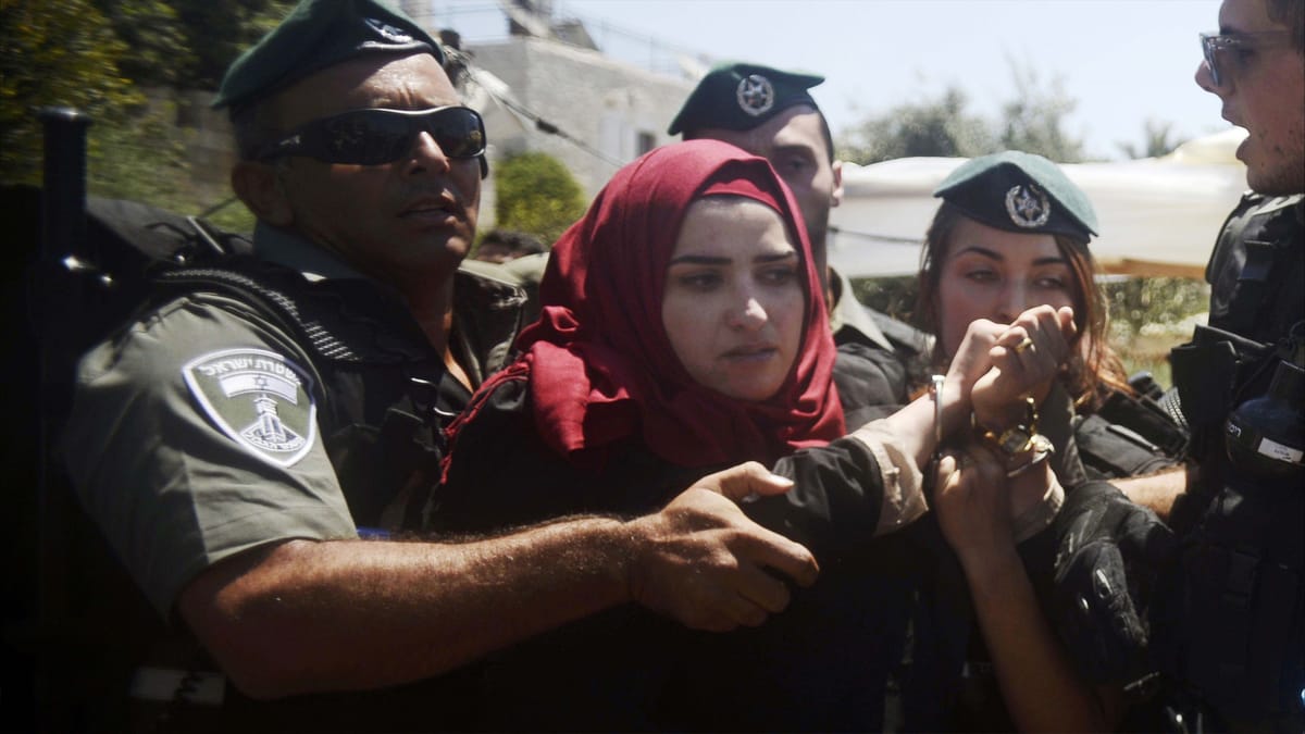 قانون بريطاني يسجن 4 فلسطينيات بإسرائيل