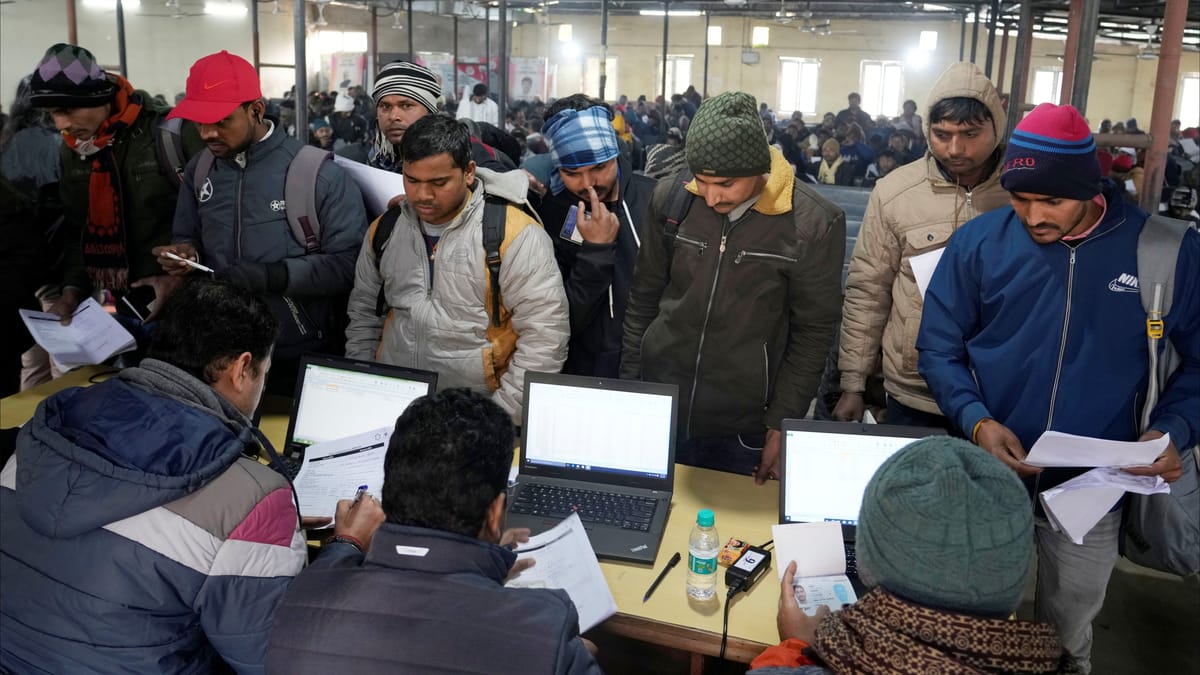 65 ألف عامل أجنبي عوضا عن الفلسطينيين في إسرائيل