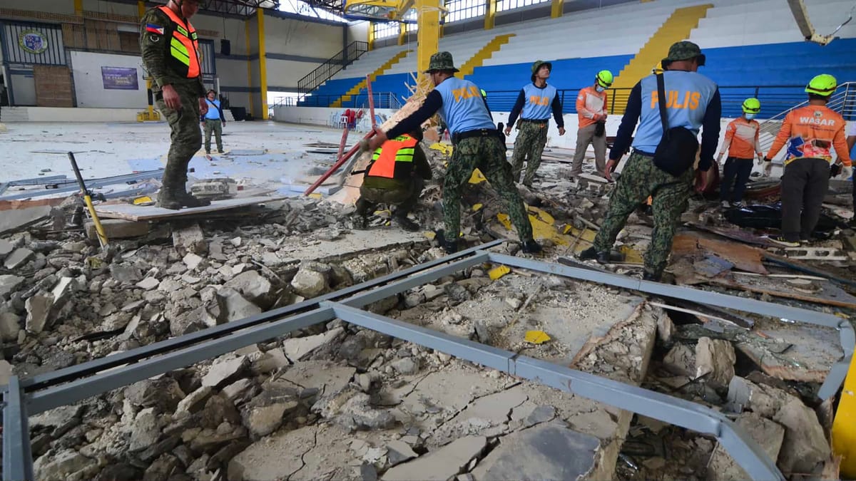 60 قتيلا في زلزال مدمّر ضرب الفلبين