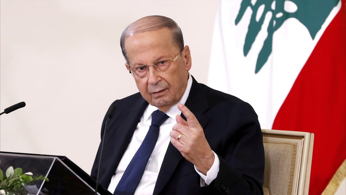 موجة استقالات تضرب حزب رئيس لبنان السابق