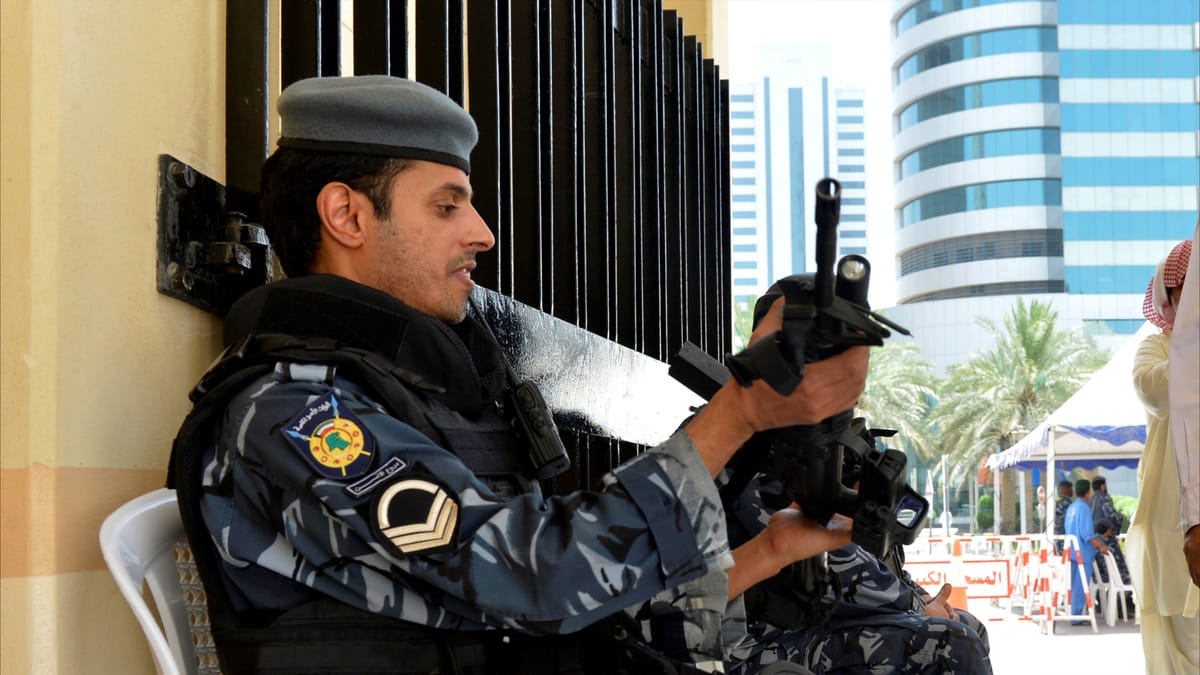 الكويت تعلن إحباط عملية إرهابية "لاستهداف دور عبادة"