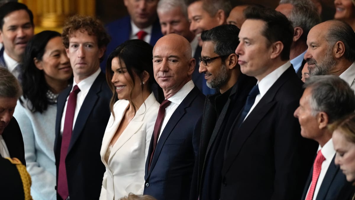 "العظماء السبعة" يفقدون تريليوني دولار في "الإثنين الأحمر"