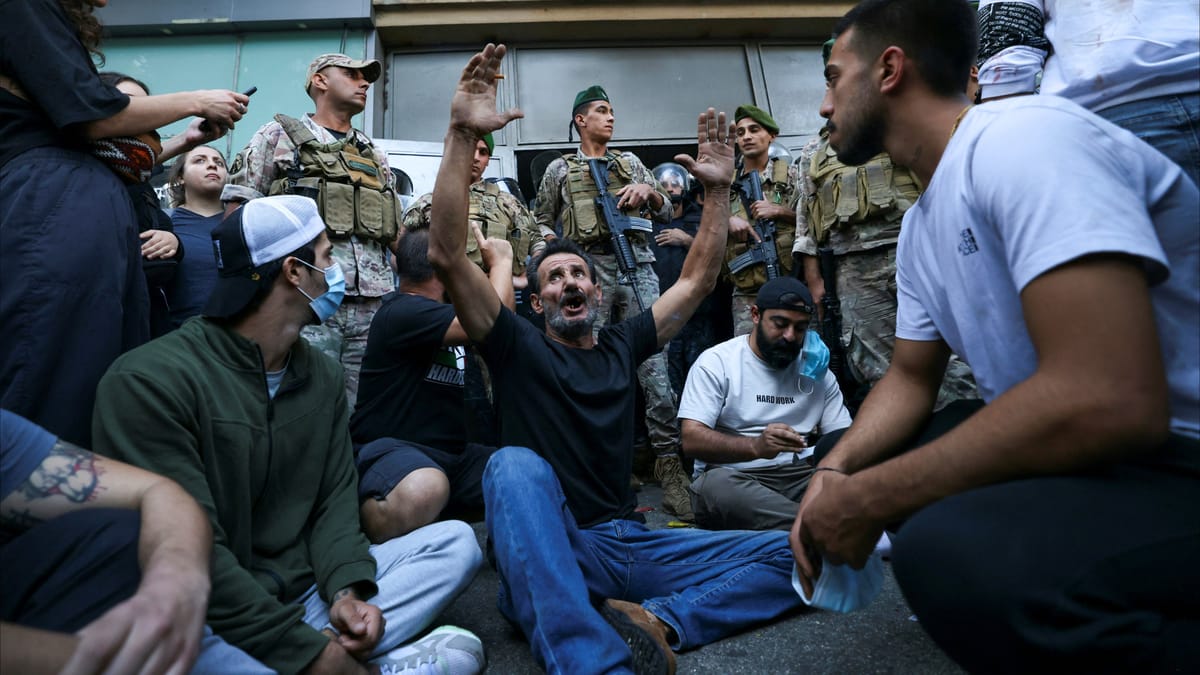 في لبنان.. فيديو إخلاء مبنى من النازحين يثير ضجة