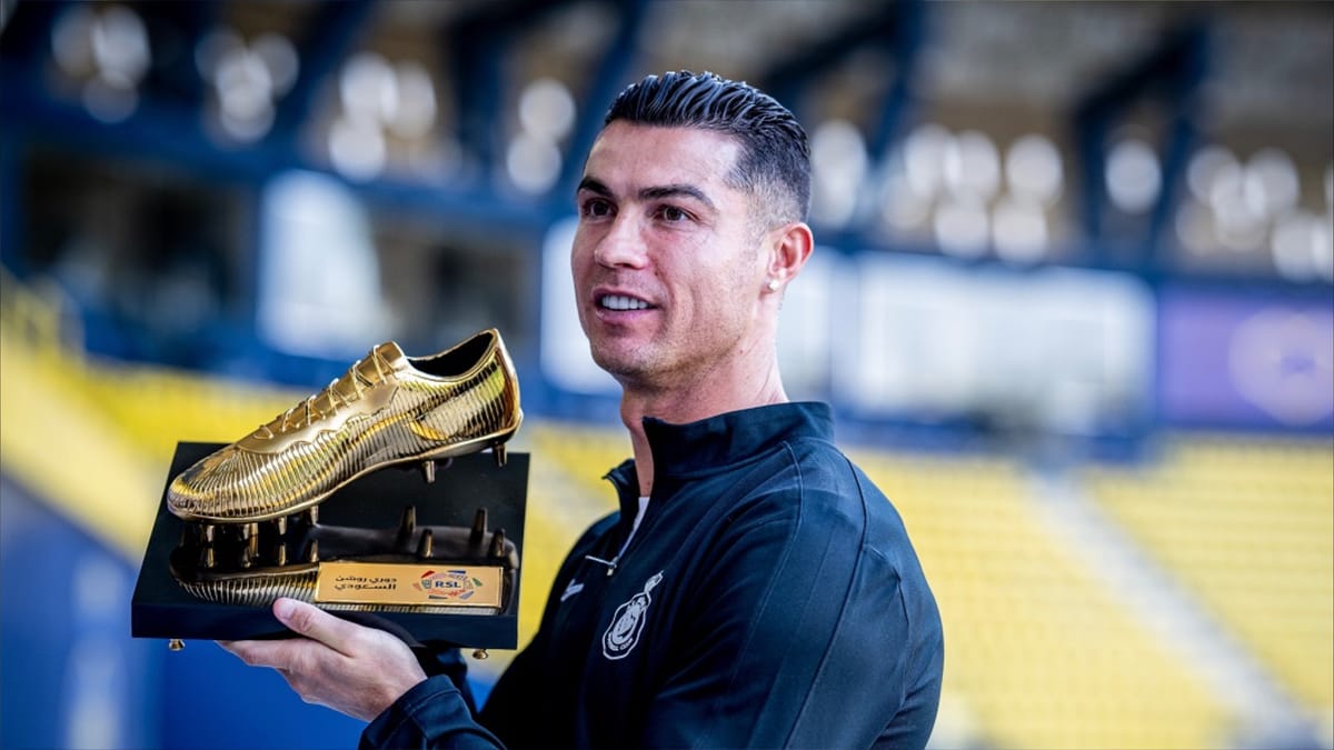 أعلى رواتب الدوري السعودي.. رونالدو يحرج الجميع