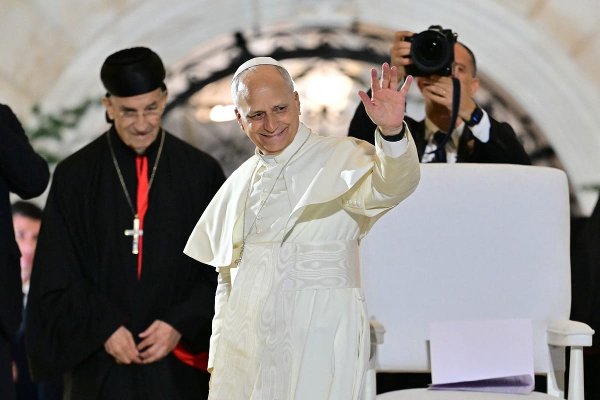 قداس البابا لاوون الـ١٤ في بيروت على جراح المرفأ والحرب