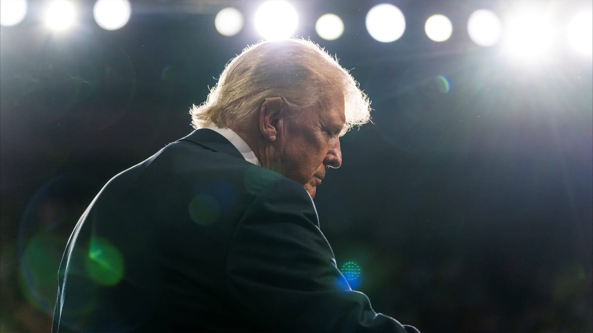 "أسبوع أسود" في حملة ترامب.. هاريس تتقدم وفانس صداع مزمن